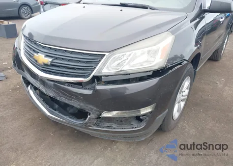 2015 Chevrolet Traverse Ls z USA, uszkodzony, nr VIN 1GNKRFED8FJ192596